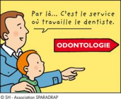 Un enfant et son père se dirigent vers le service d'odontologie indiqué par un panneau